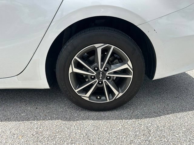 Used 2023 Kia Forte LXS w/ LXS Technology Package FWD image 25