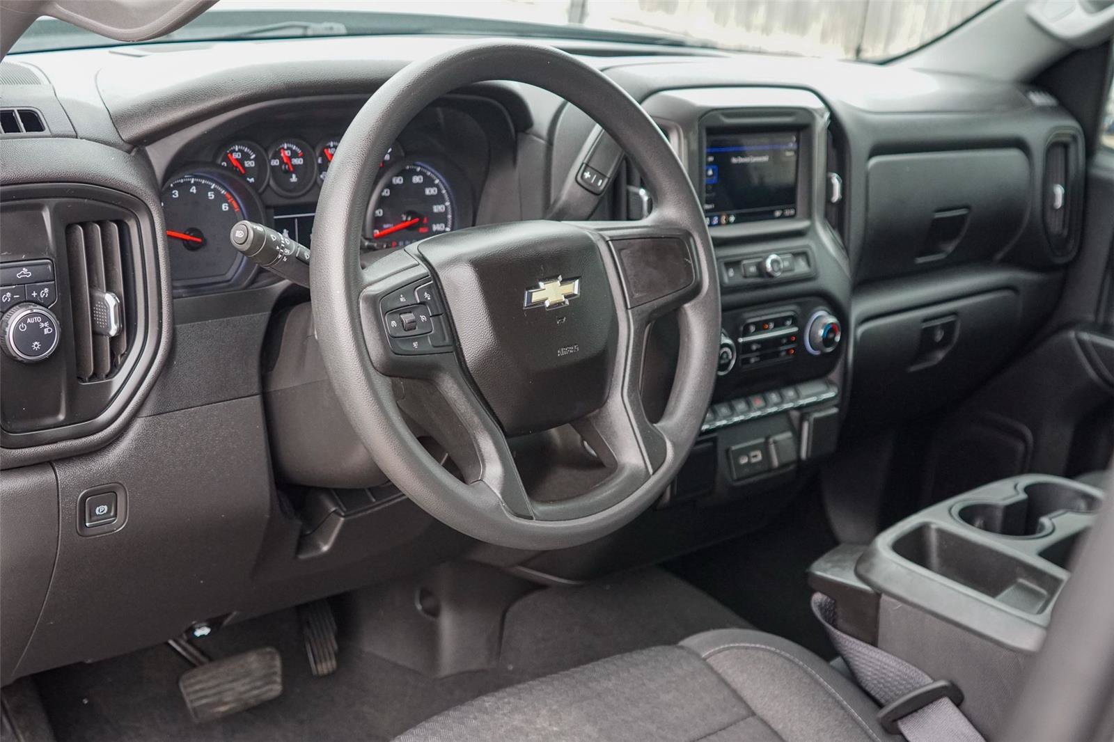 Used 2023 Chevrolet Silverado 1500 Custom RWD image 9