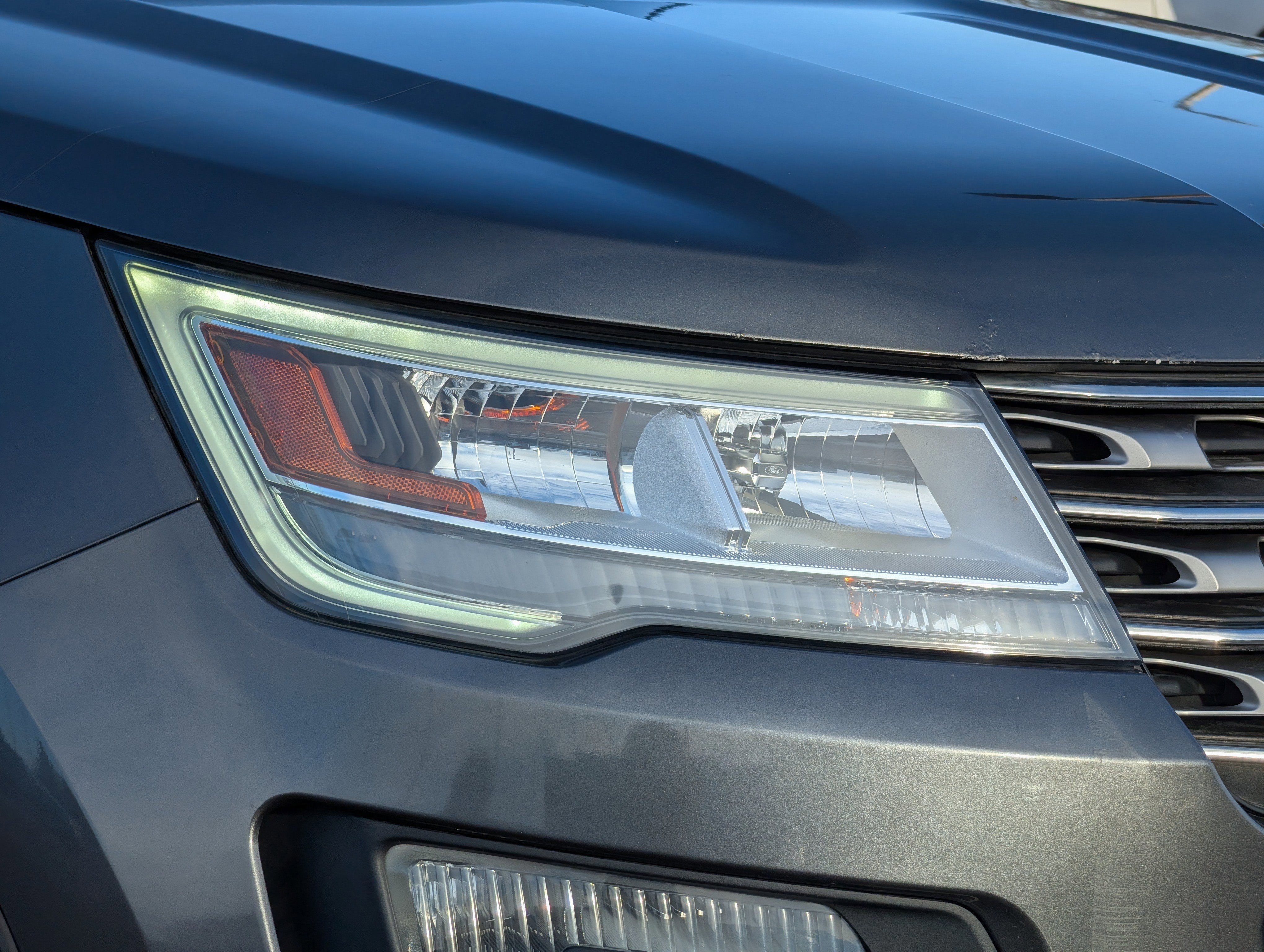 Certified 2017 Ford Explorer Limited w/ Equipment Group 303A image 16