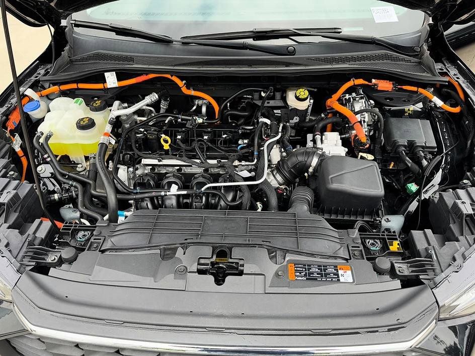 Certified 2023 Ford Escape SE FWD image 36