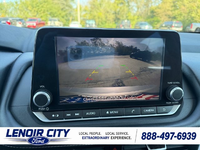 Used 2024 Nissan Rogue SV AWD/4WD image 37