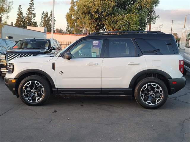 Certified 2025 Ford Bronco Sport Outer Banks w/ Outer Banks Tech Package+ image 2