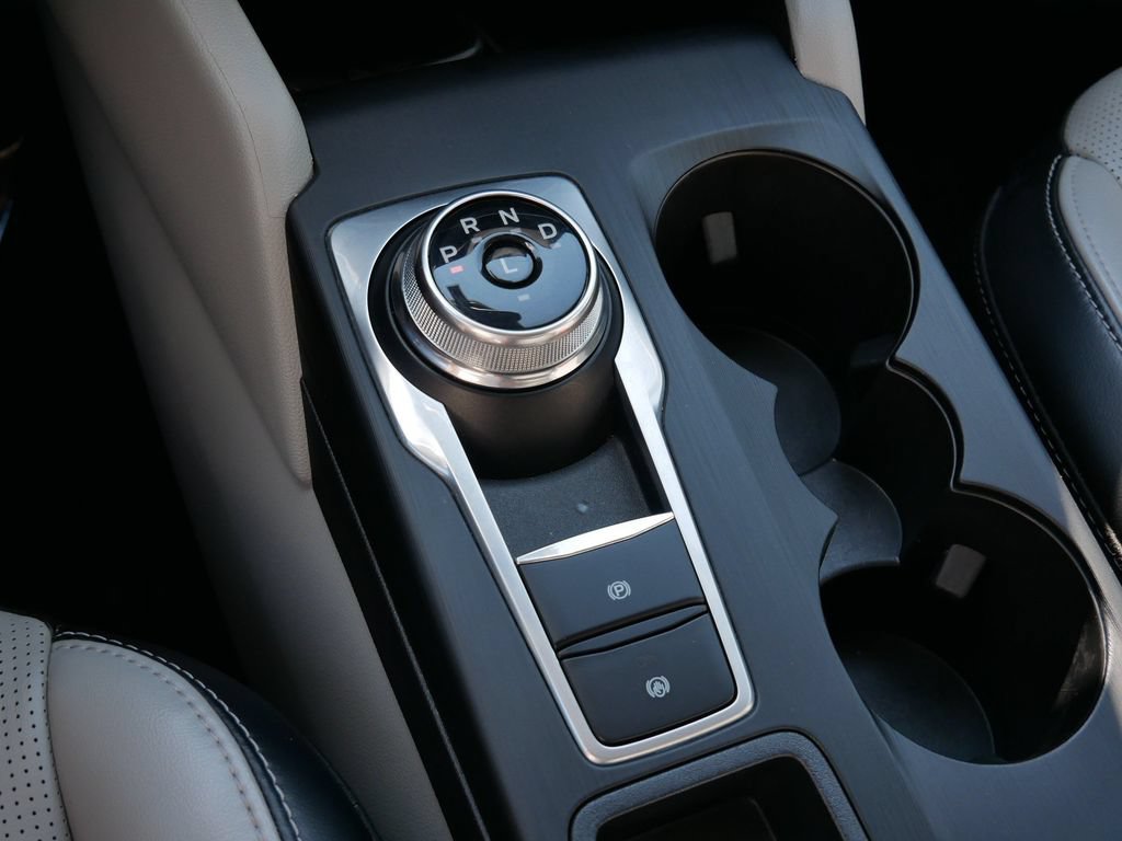 Certified 2023 Ford Escape Platinum AWD/4WD image 22