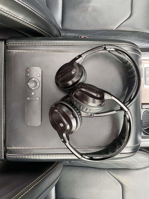 Certified 2021 Ford Expedition Max Platinum image 17