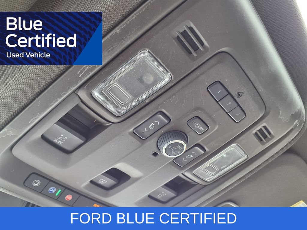 Used 2024 Chevrolet Tahoe Z71 w/ Luxury Package AWD/4WD image 30