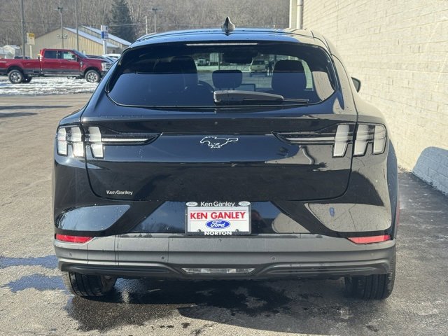 Certified 2022 Ford Mustang Mach-E Select image 4