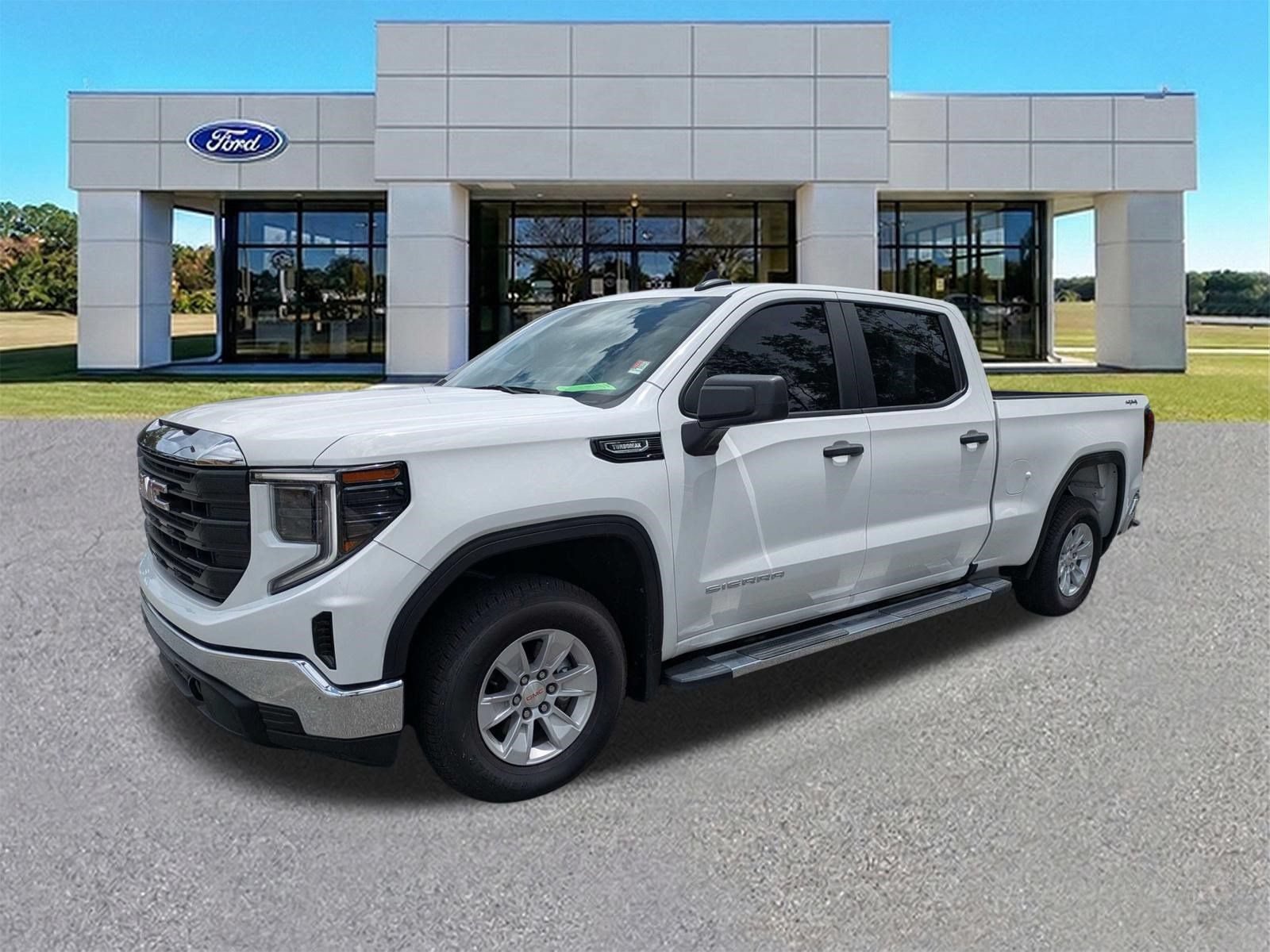 Used 2025 GMC Sierra 1500 Pro w/ Pro Value Package AWD/4WD image 5