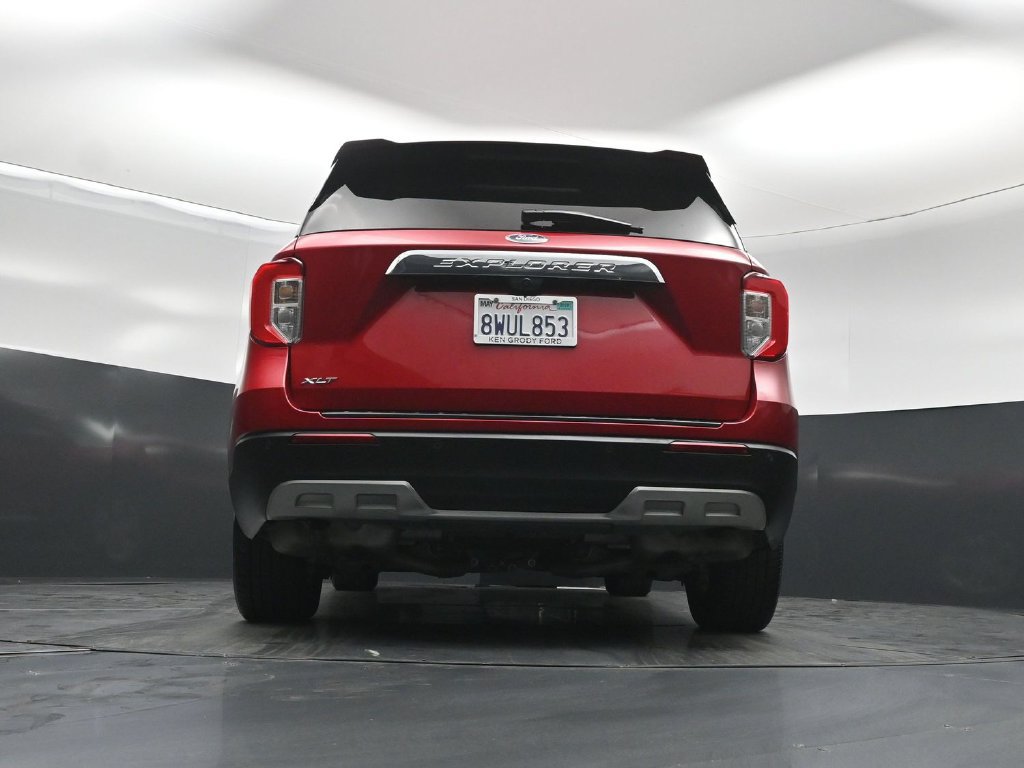 Certified 2021 Ford Explorer XLT w/ Equipment Group 202A RWD image 49