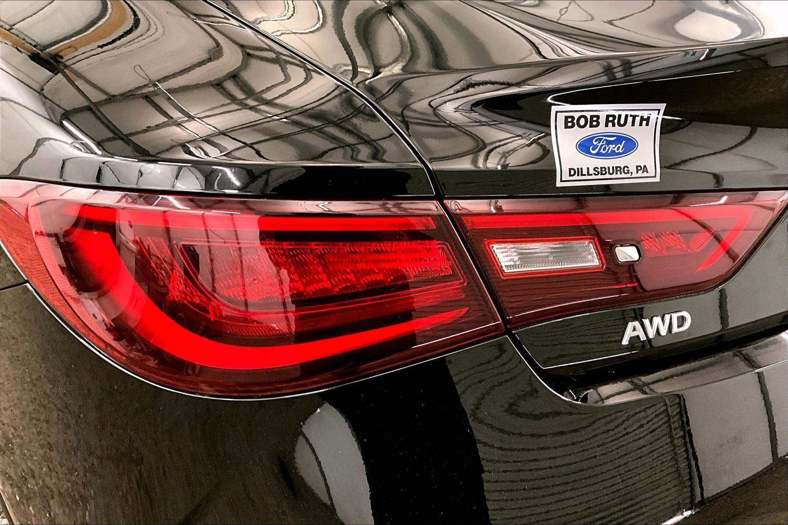 Used 2018 INFINITI Q60 3.0t Luxe w/ Sensory Package 3.0T Luxe image 28