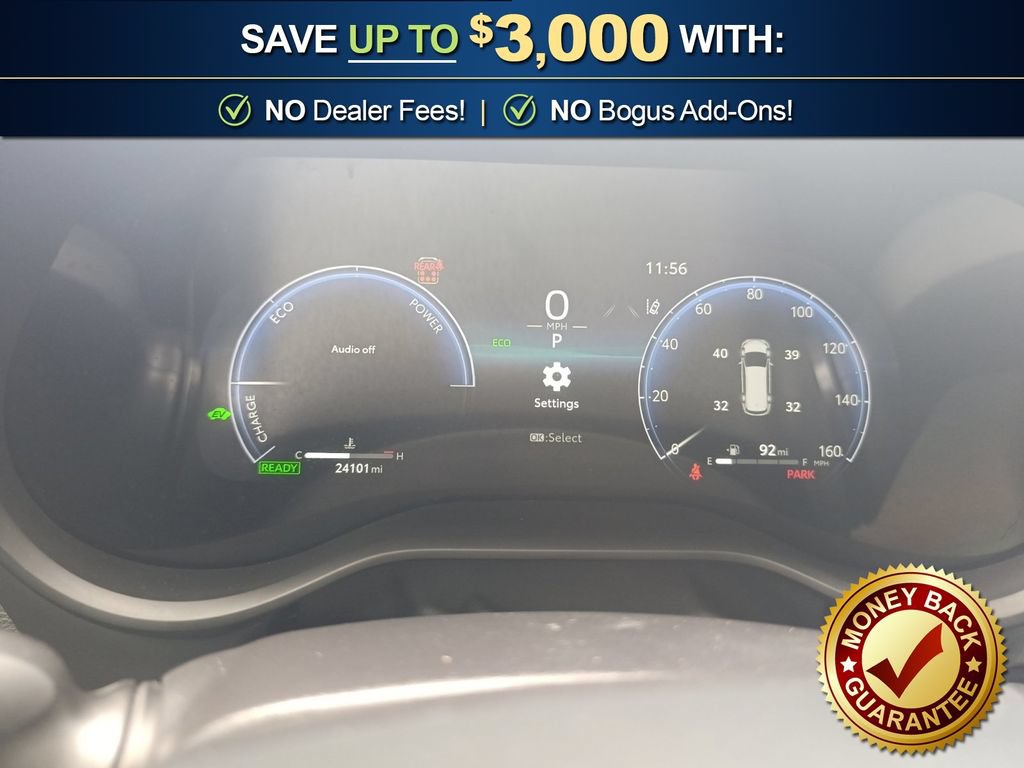 Used 2025 Toyota Sienna Platinum FWD image 19