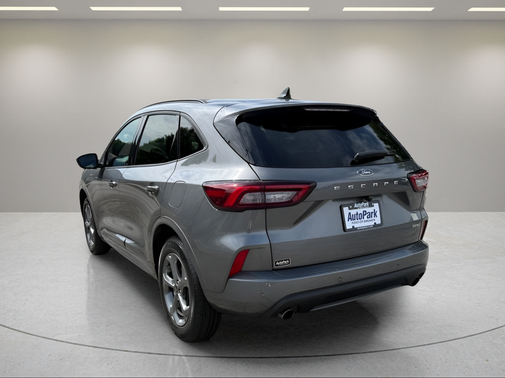 Certified 2024 Ford Escape ST-Line w/ Tech Pack #1 AWD/4WD image 7
