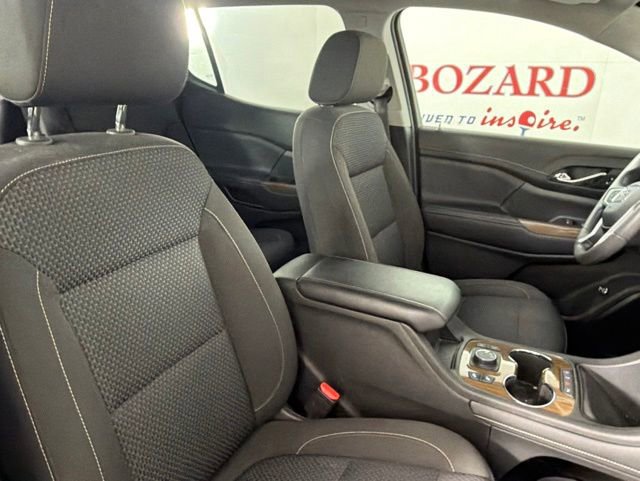 Used 2021 GMC Acadia SLE w/ Driver Convenience Package FWD image 16
