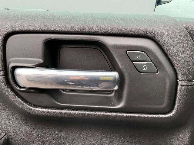 Used 2019 Chevrolet Silverado 1500 RST w/ All-Star Edition image 19