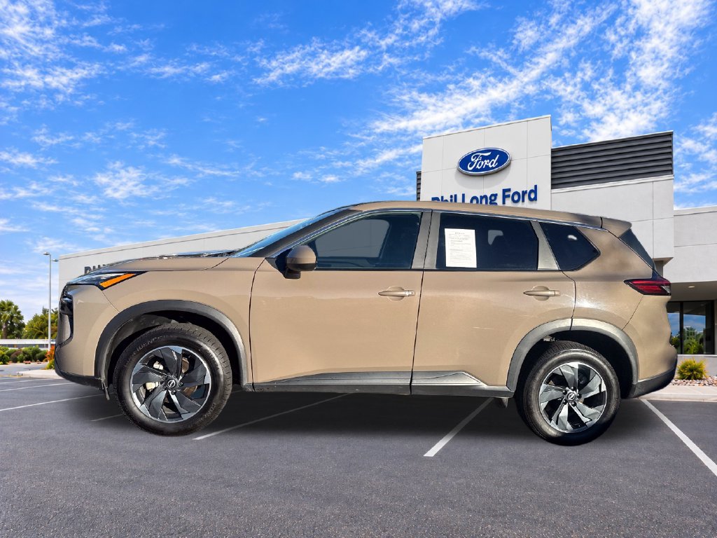 Used 2025 Nissan Rogue SV AWD/4WD image 5