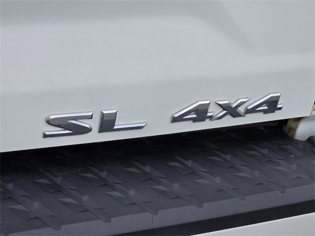 Used 2019 Nissan Titan SL w/ Chrome Package image 16