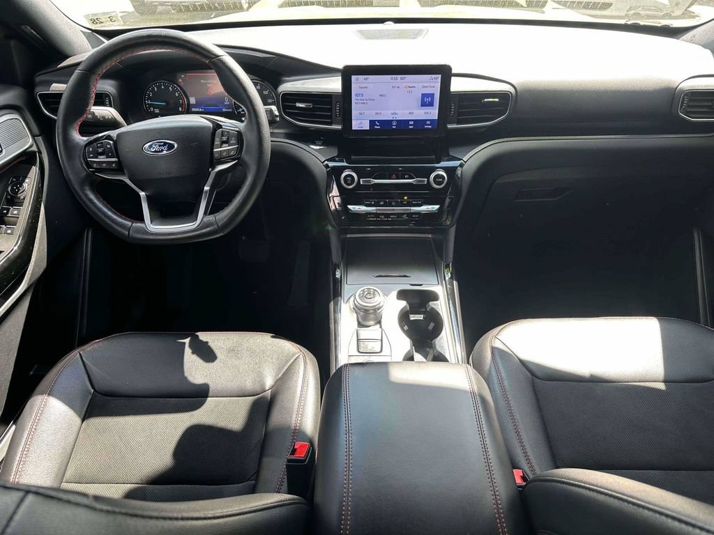 Certified 2023 Ford Explorer ST-Line AWD/4WD image 14