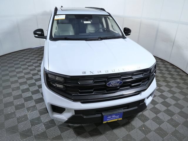 Certified 2025 Ford Expedition Max Active AWD/4WD image 3