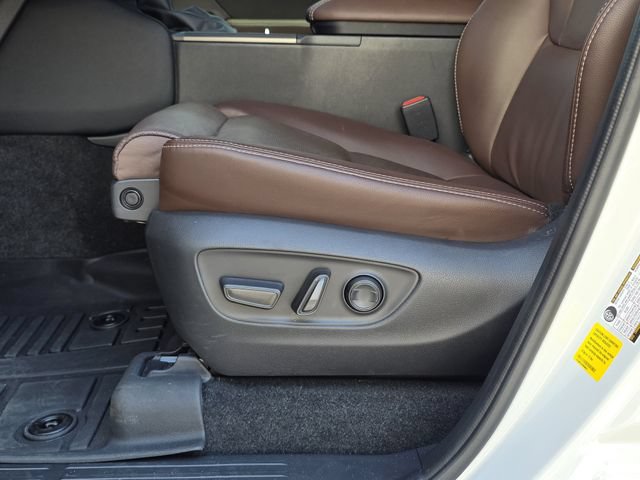 Used 2025 Toyota Land Cruiser w/ Premium Package AWD/4WD image 15