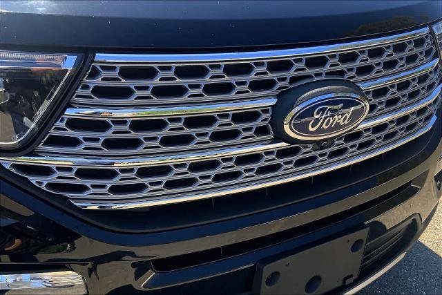 Certified 2021 Ford Explorer Limited w/ Hybrid Equipment Group 310A AWD/4WD image 31
