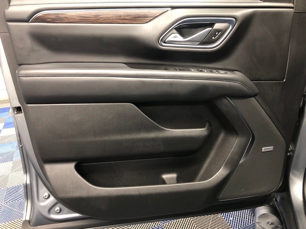 Used 2022 Chevrolet Tahoe Z71 w/ Z71 Off-Road Package image 11