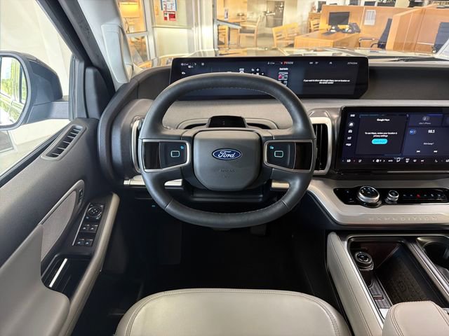 Certified 2025 Ford Expedition Active RWD image 14