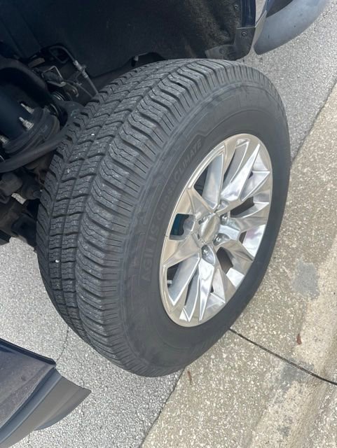 Used 2018 Chevrolet Silverado 1500 LT w/ All Star Edition AWD/4WD image 4