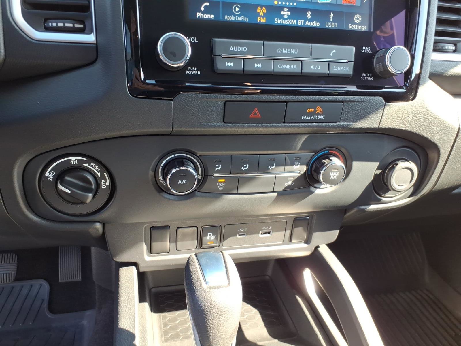 Used 2022 Nissan Frontier SV w/ Technology Package AWD/4WD image 21