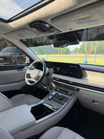 Used 2025 Hyundai Palisade Calligraphy FWD image 10