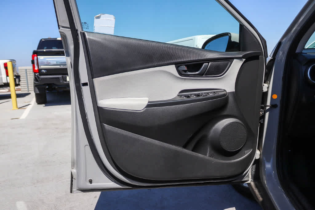 Used 2023 Hyundai Kona SEL AWD/4WD image 20