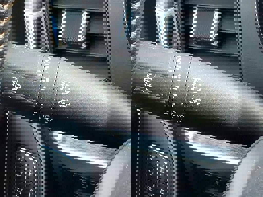 Certified 2021 Ford F150 Lariat image 28