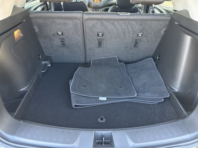 Used 2023 Chevrolet TrailBlazer LT FWD image 21