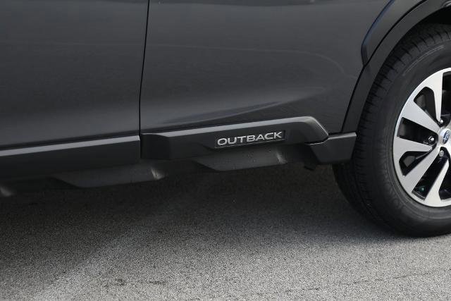 Used 2025 Subaru Outback Premium image 13