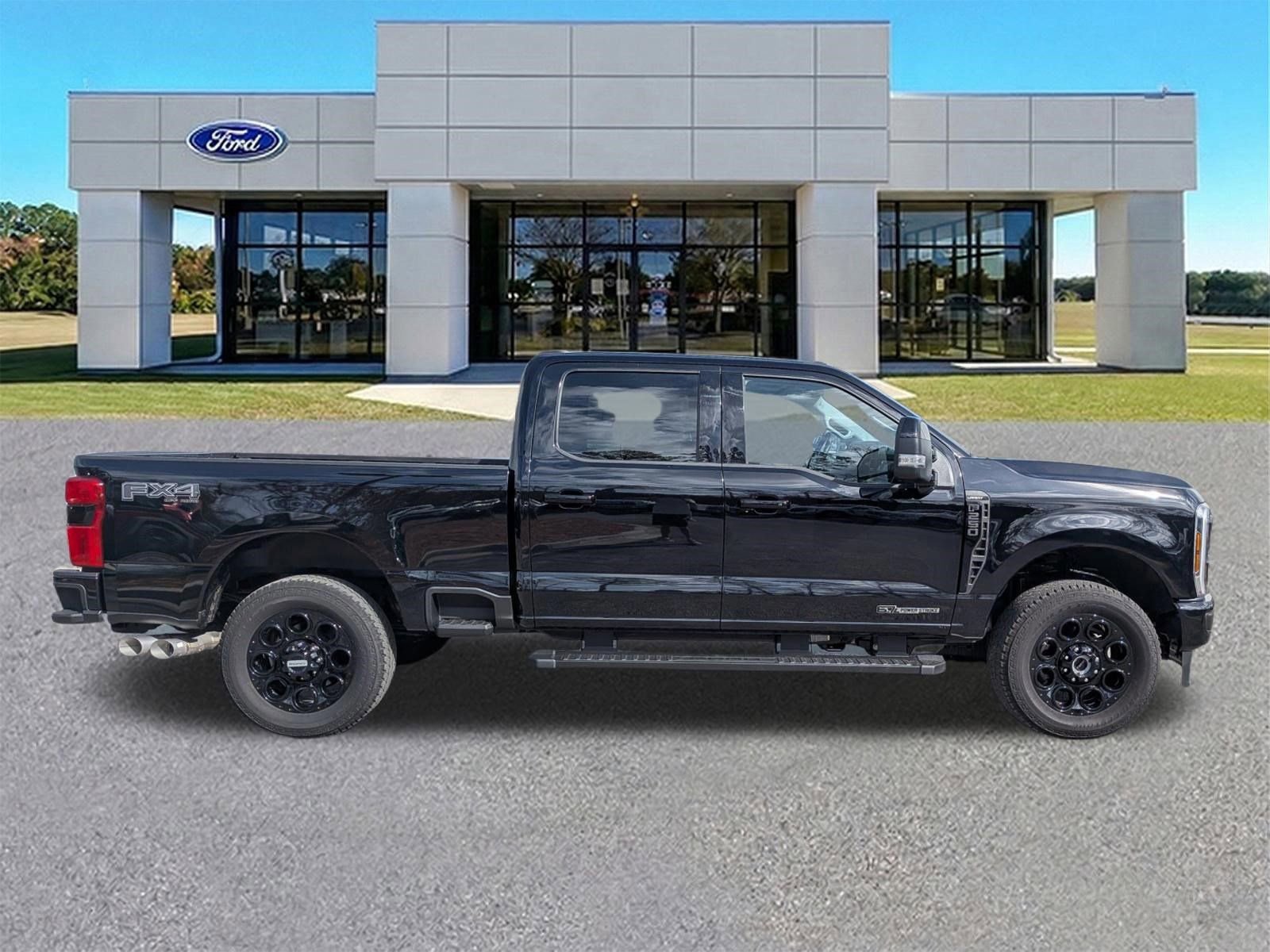 Certified 2026 Ford F250 Lariat w/ Black Appearance Package image 6