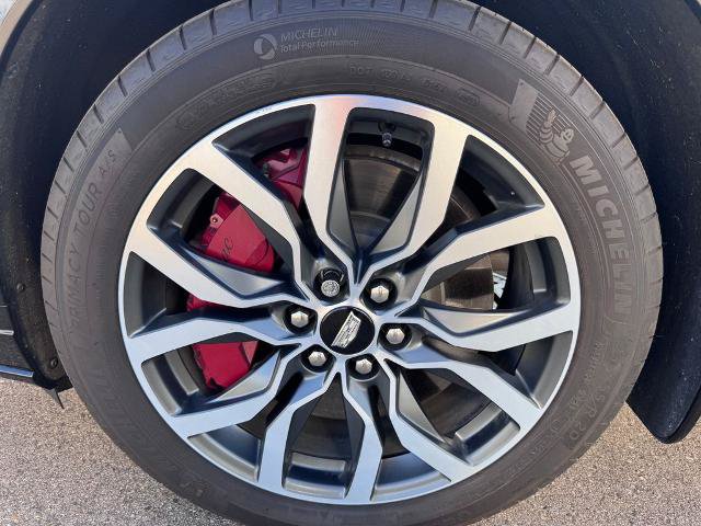Used 2024 Cadillac XT6 Sport w/ Technology Package AWD/4WD image 8