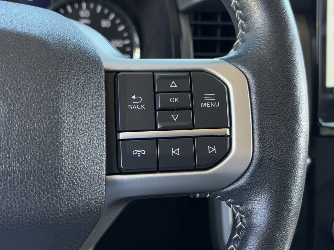 Certified 2023 Ford Expedition XLT image 16