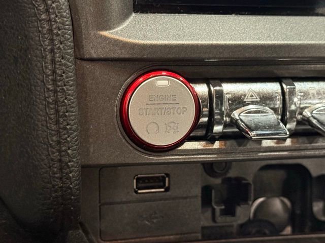 Certified 2019 Ford Mustang Coupe RWD image 17