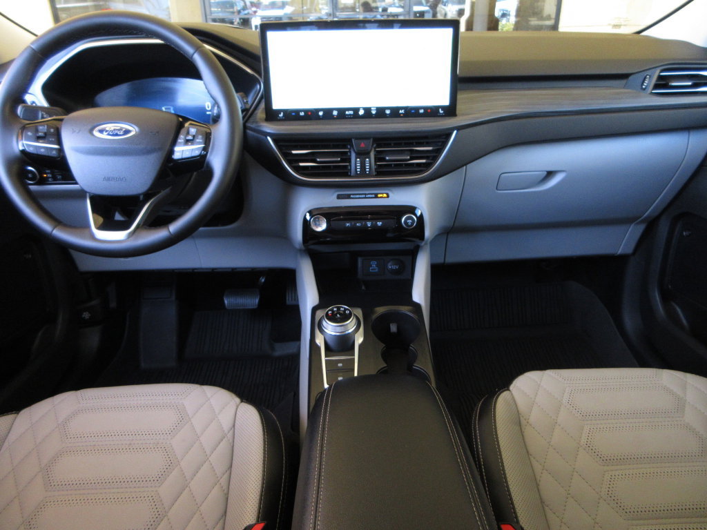 Certified 2023 Ford Escape SE w/ PHEV Premium Package FWD image 21