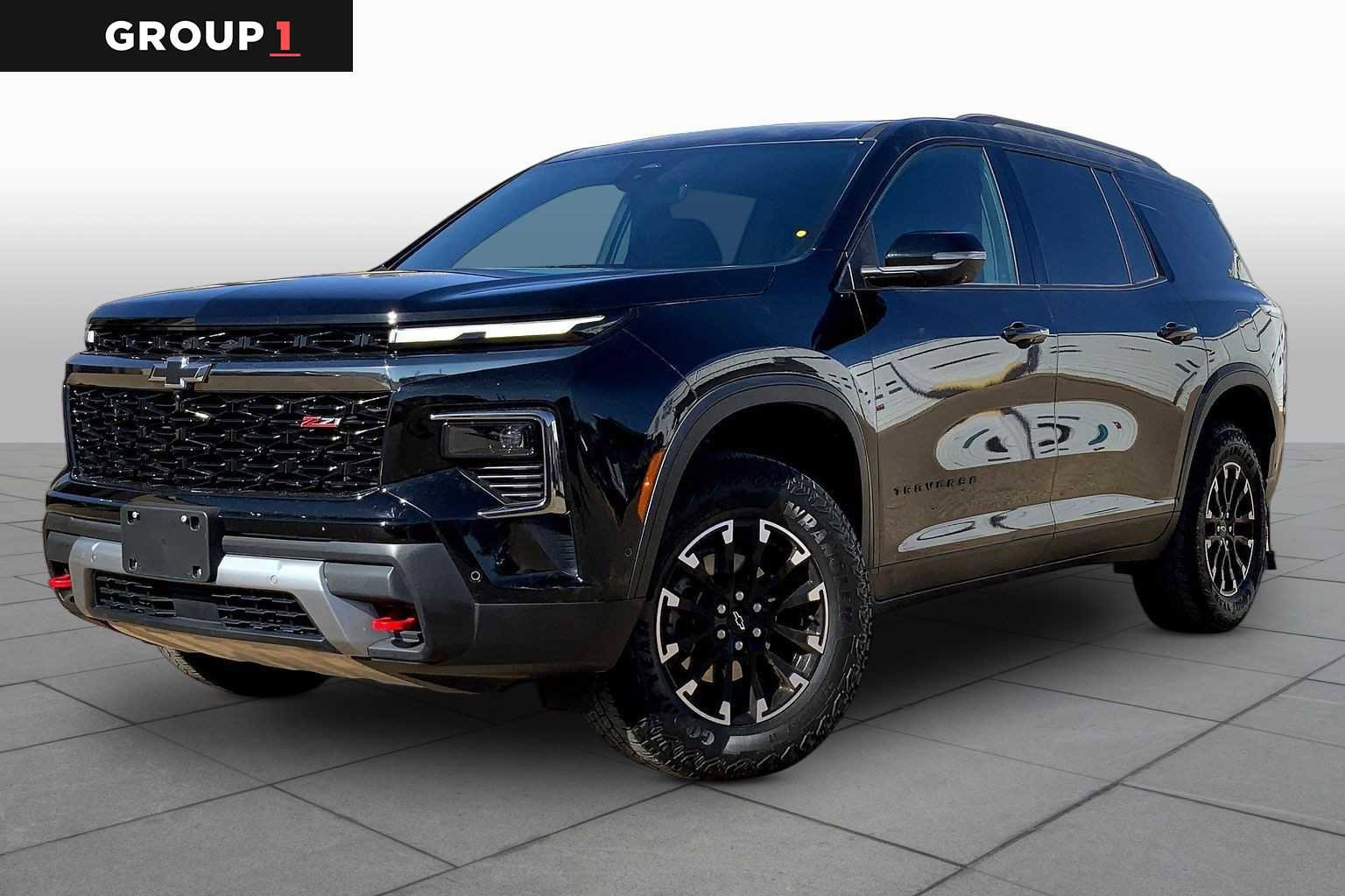 Used 2024 Chevrolet Traverse Z71 w/ Enhanced Driving Package image 1