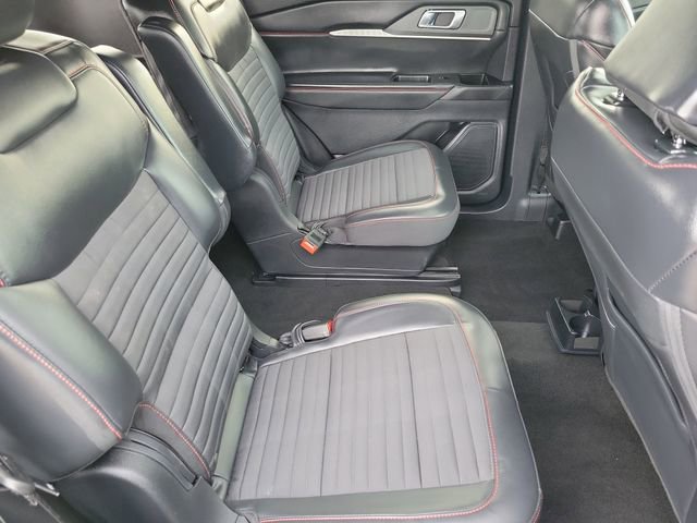 Certified 2025 Ford Explorer ST-Line w/ Premium Package AWD/4WD image 26