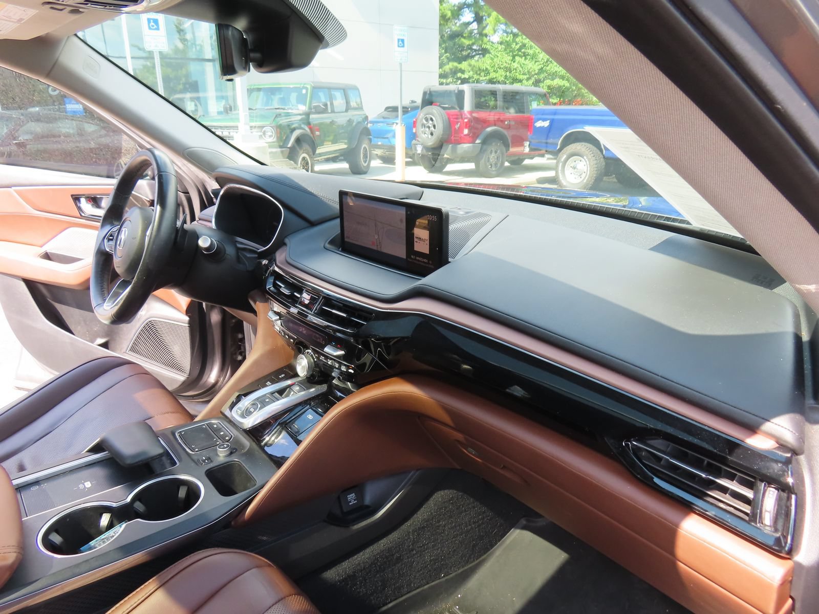 Used 2022 Acura MDX SH-AWD w/ Technology Package image 16