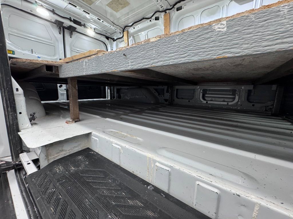 Certified 2019 Ford Transit 150 130 Low Roof image 25