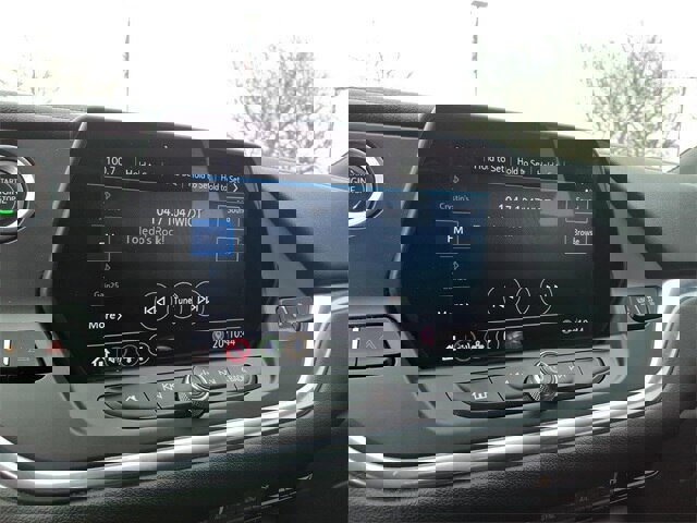 Used 2020 Chevrolet Blazer LT image 18