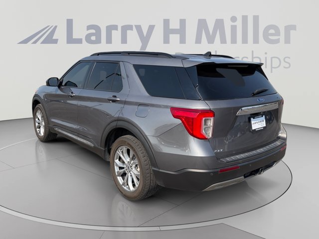 Certified 2021 Ford Explorer XLT w/ Equipment Group 202A AWD/4WD image 3