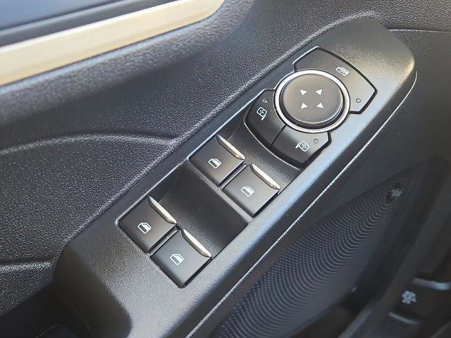 Certified 2022 Ford Escape Titanium w/ Titanium Elite Package image 28