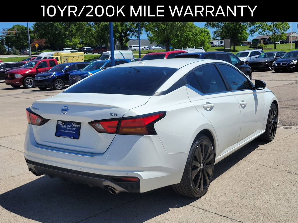 Used 2022 Nissan Altima 2.5 SR FWD image 4