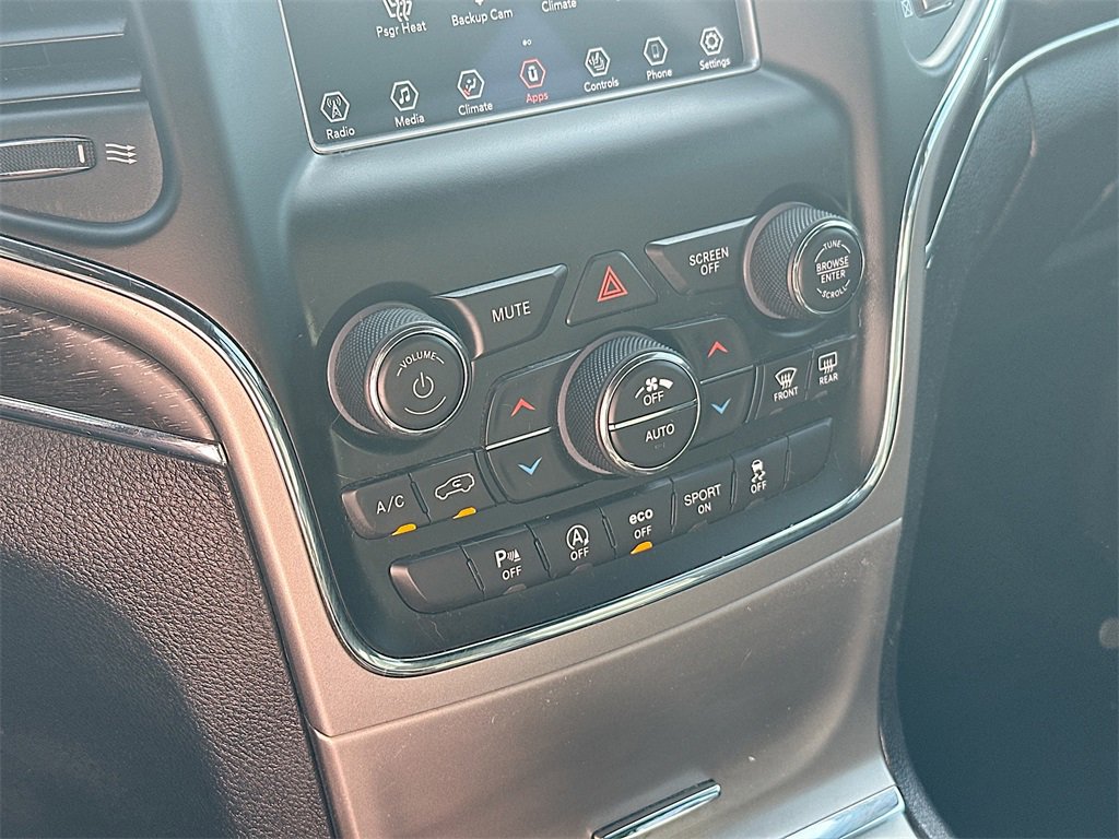 Used 2018 Jeep Grand Cherokee Limited image 14