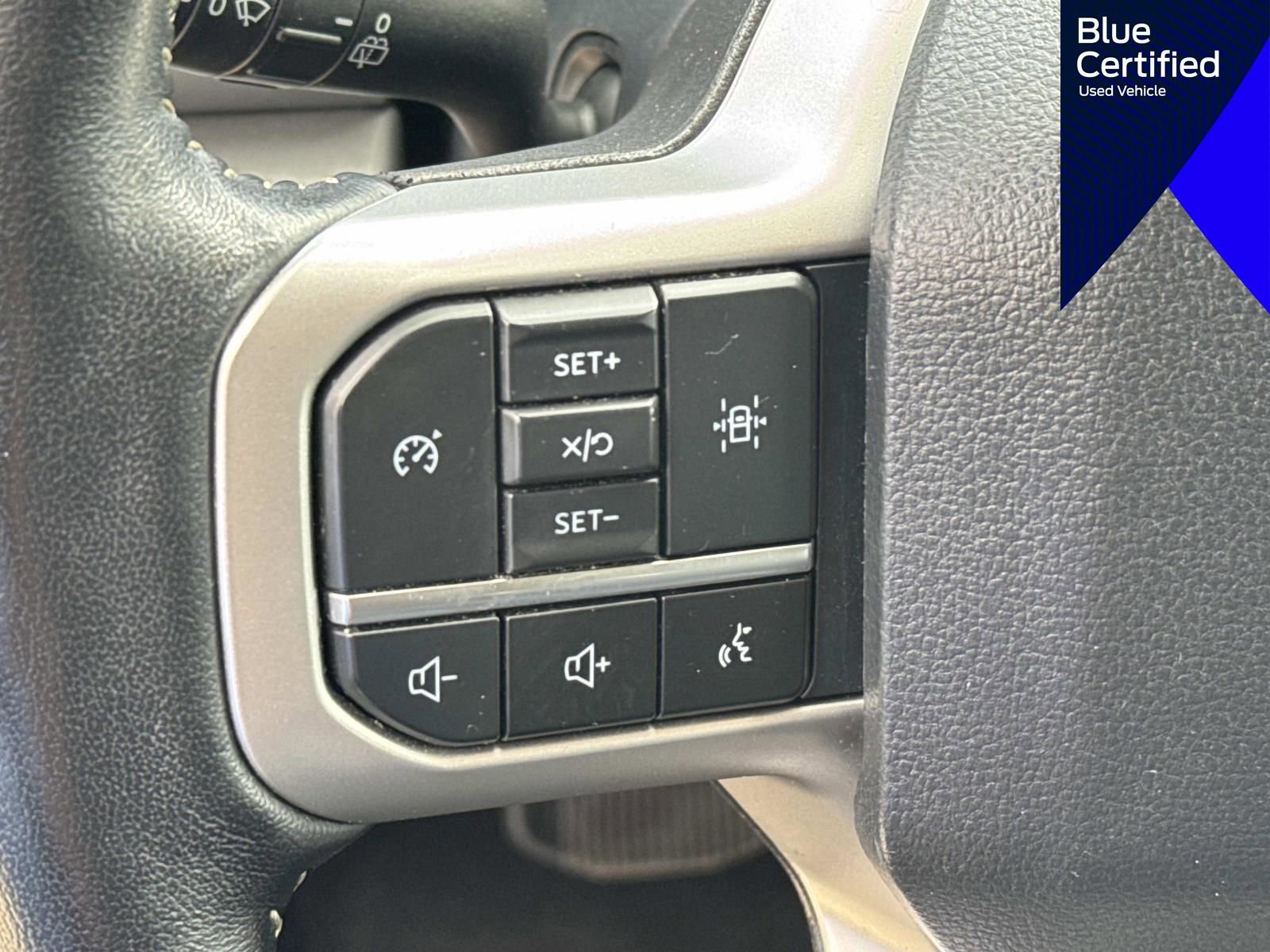 Certified 2024 Ford Expedition XLT image 31