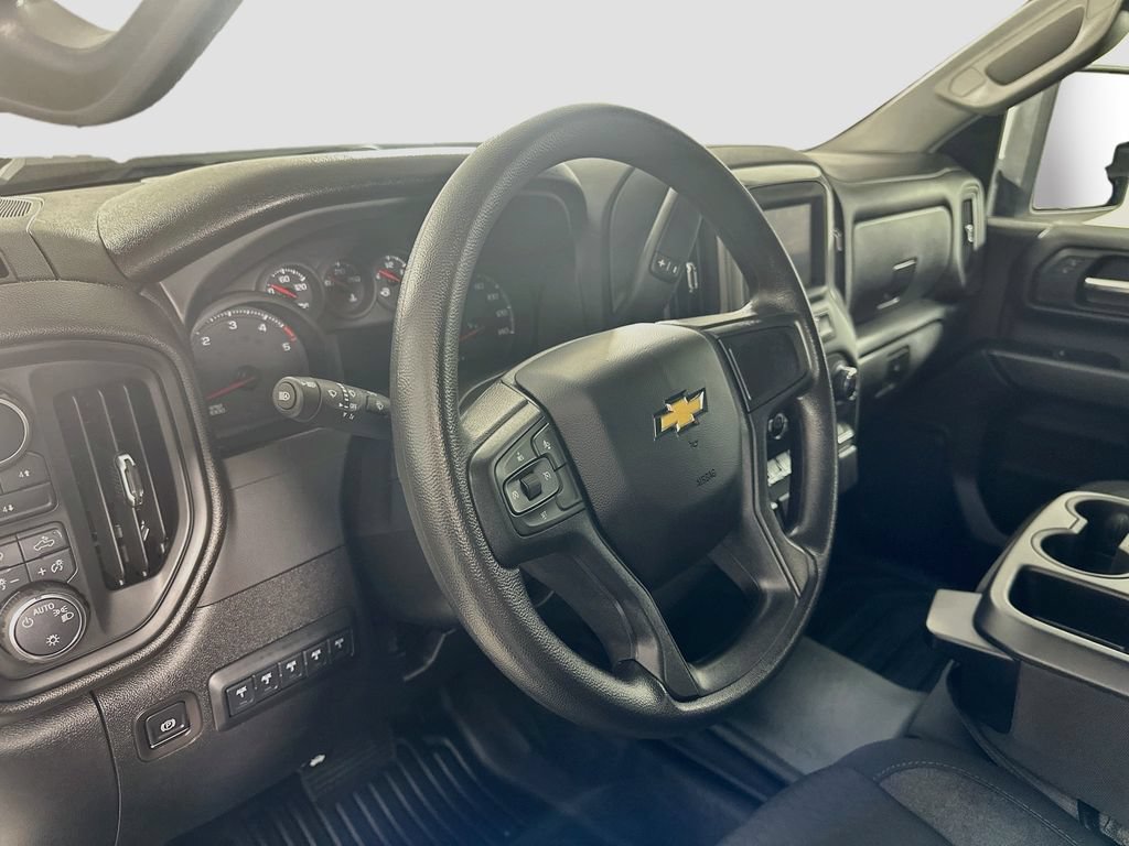 Used 2025 Chevrolet Silverado 3500 W/T w/ WT/CX Safety Package AWD/4WD image 12