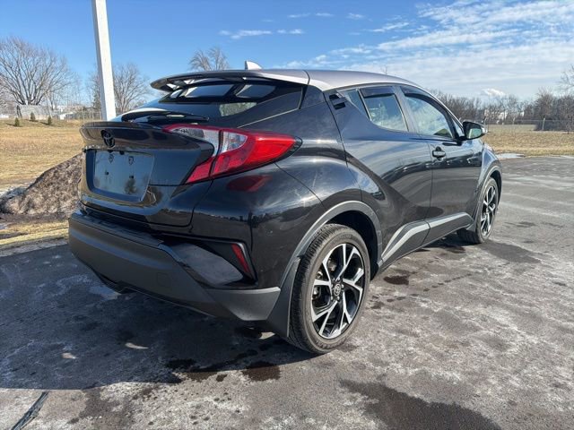 Used 2020 Toyota C-HR XLE image 4