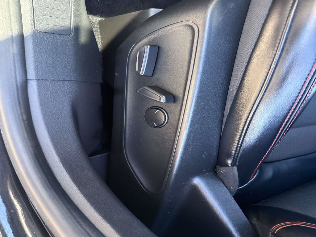 Certified 2023 Ford Escape ST-Line AWD/4WD image 19